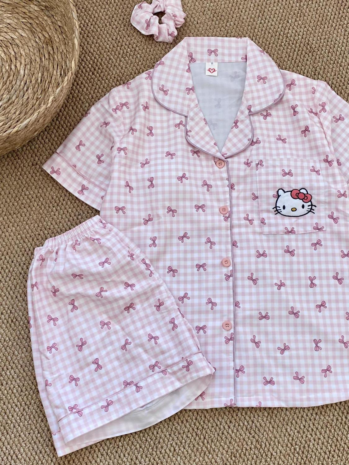 Soft cute princess style pink plaid bow pajamas women s summer short-sleeved shorts cardigan two-piece loungewear S
Soft cute princess style pink plaid bow pajamas women s summer short-sleeved shorts cardigan two-piece loungewear S