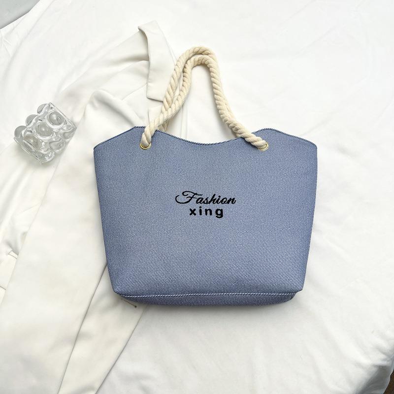 New Fashion Trend Fashion Trend Large Capacity Shoulder Bag Casual Versatile Handbag Popular Women Today синий
New Fashion Trend Fashion Trend Large Capacity Shoulder Bag Casual Versatile Handbag Popular Women Today синий