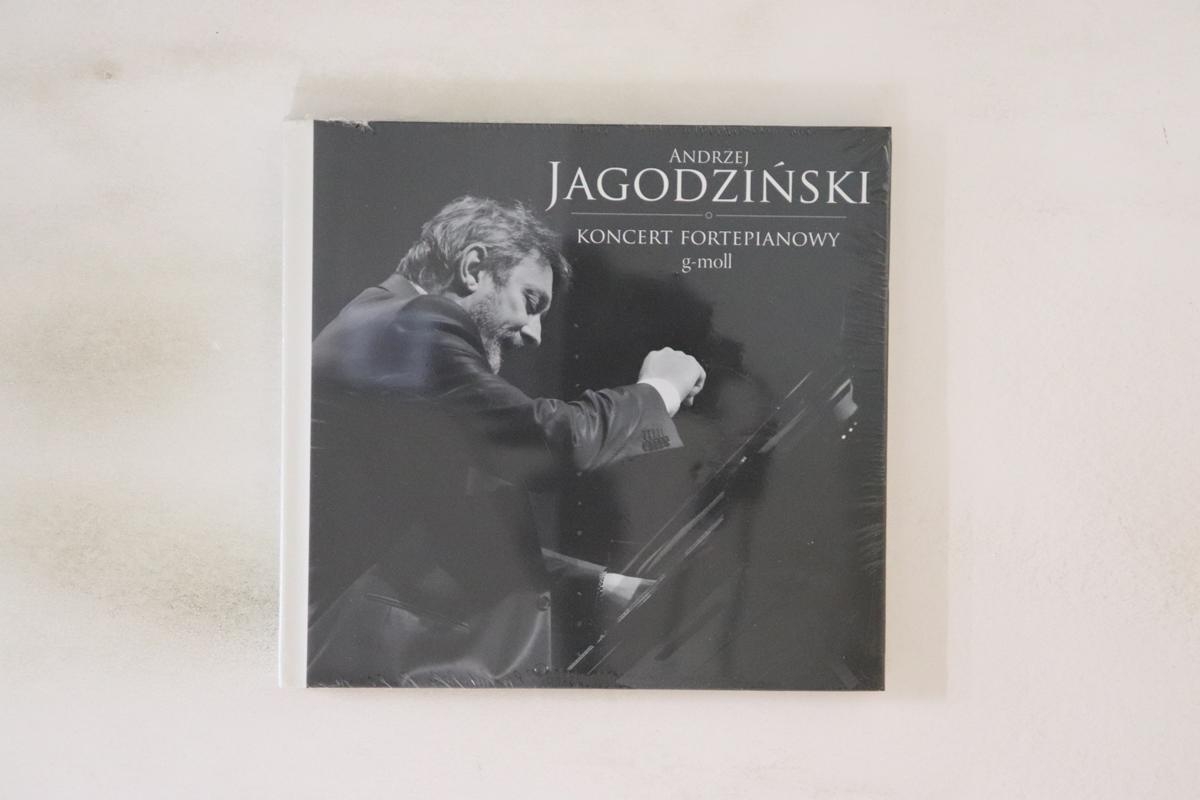 CD АНДЖЕЙ ЯГОДЗИНСКИЙ Концерт для фортепиано соль минор NONE STUDIO REALIZA 2013 Poland Jazz Б/У
CD АНДЖЕЙ ЯГОДЗИНСКИЙ Концерт для фортепиано соль минор NONE STUDIO REALIZA 2013 Poland Jazz Б/У