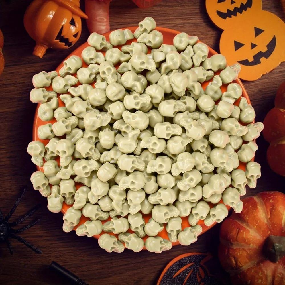 100PCS Plastic Halloween Skull Miniature Figurine Mini Halloween Desktop Decorations for Vase Orange without Night Light
100PCS Plastic Halloween Skull Miniature Figurine Mini Halloween Desktop Decorations for Vase Orange without Night Light