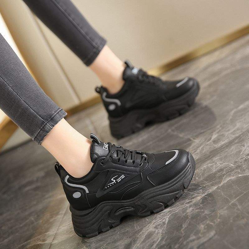 Little white shoes women s winter 2025 velvet women s shoes platform height increase women s leisure sports dad shoes ins tide 40
Little white shoes women s winter 2025 velvet women s shoes platform height increase women s leisure sports dad shoes ins tide 40