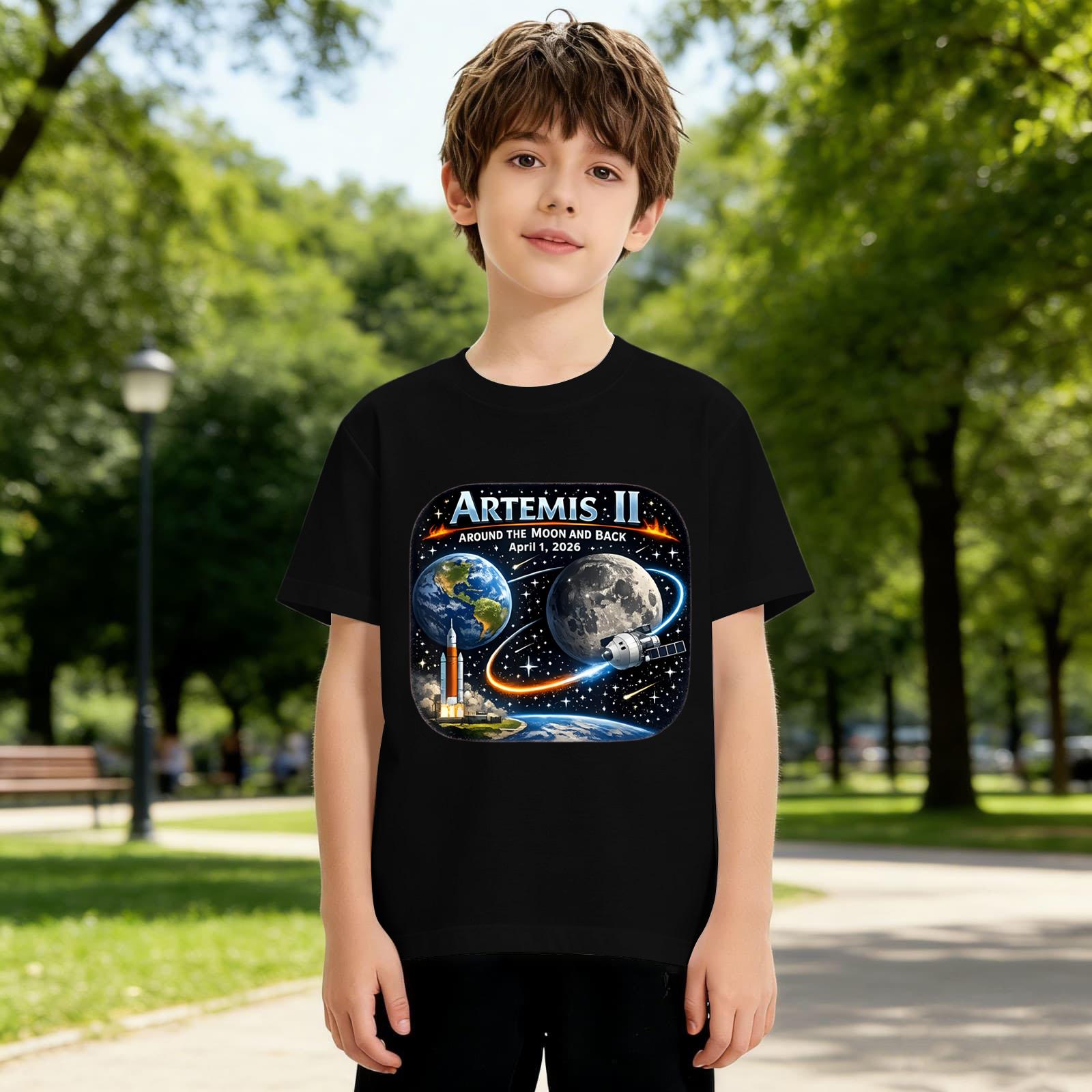 Kids Graphic Crew Neck Short Sleeve Casual Loose Fit T-Shirt Space Theme Printed Top for Boys and Girls Comfortable Wear 140 чёрный
Kids Graphic Crew Neck Short Sleeve Casual Loose Fit T-Shirt Space Theme Printed Top for Boys and Girls Comfortable Wear 140 чёрный