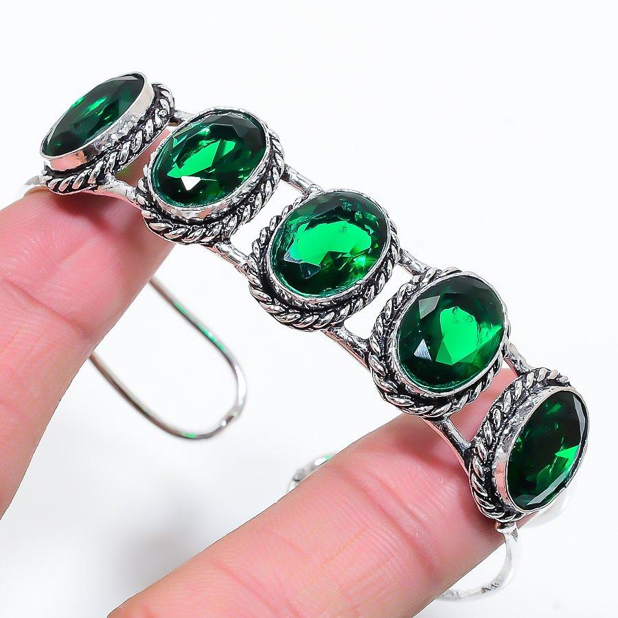 Chrome Diopside Gemstone Handmade Ethnic Cuff Bangle Adjustable SR-10699
Chrome Diopside Gemstone Handmade Ethnic Cuff Bangle Adjustable SR-10699