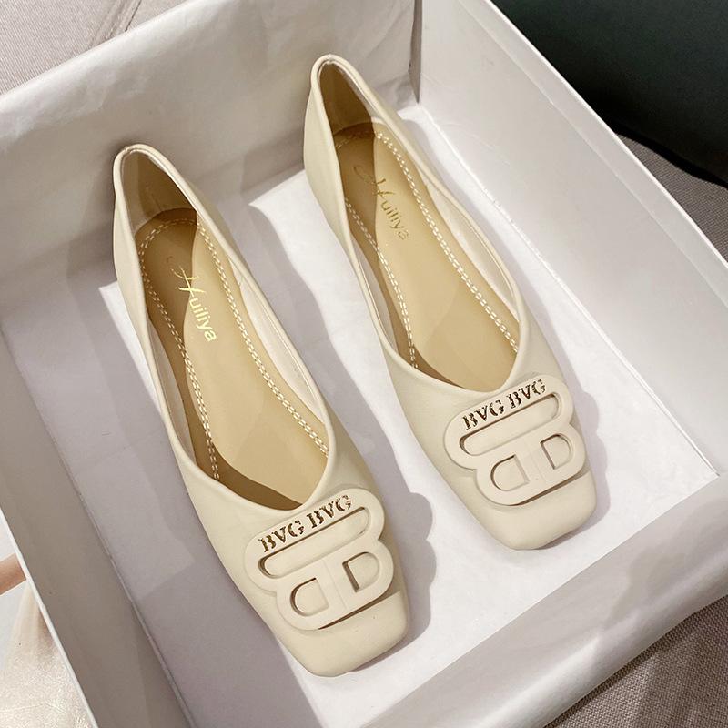 Lady square head single shoes women s shoes versatile flat shoes shallow mouth square buckle Doudou shoes women s soft sole soft leather single 35 чёрный
Lady square head single shoes women s shoes versatile flat shoes shallow mouth square buckle Doudou shoes women s soft sole soft leather single 35 чёрный