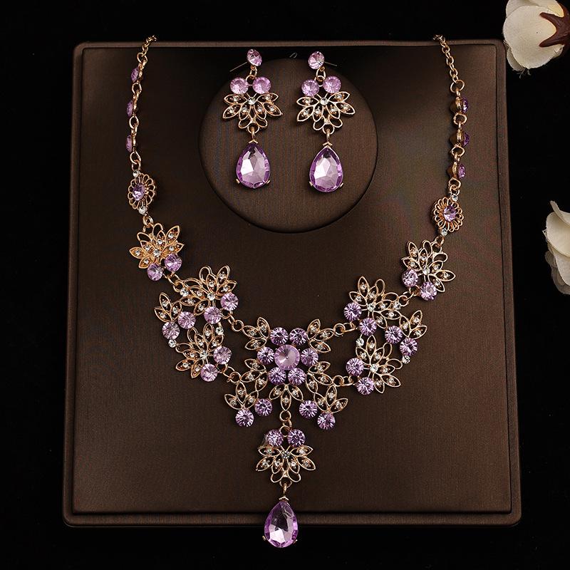 Набір весільних прикрас у корейському стилі - Корона, Обруч, Сережки, Намисто та Аксесуари для волосся для весільних суконь.
Набір весільних прикрас у корейському стилі - Корона, Обруч, Сережки, Намисто та Аксесуари для волосся для весільних суконь.