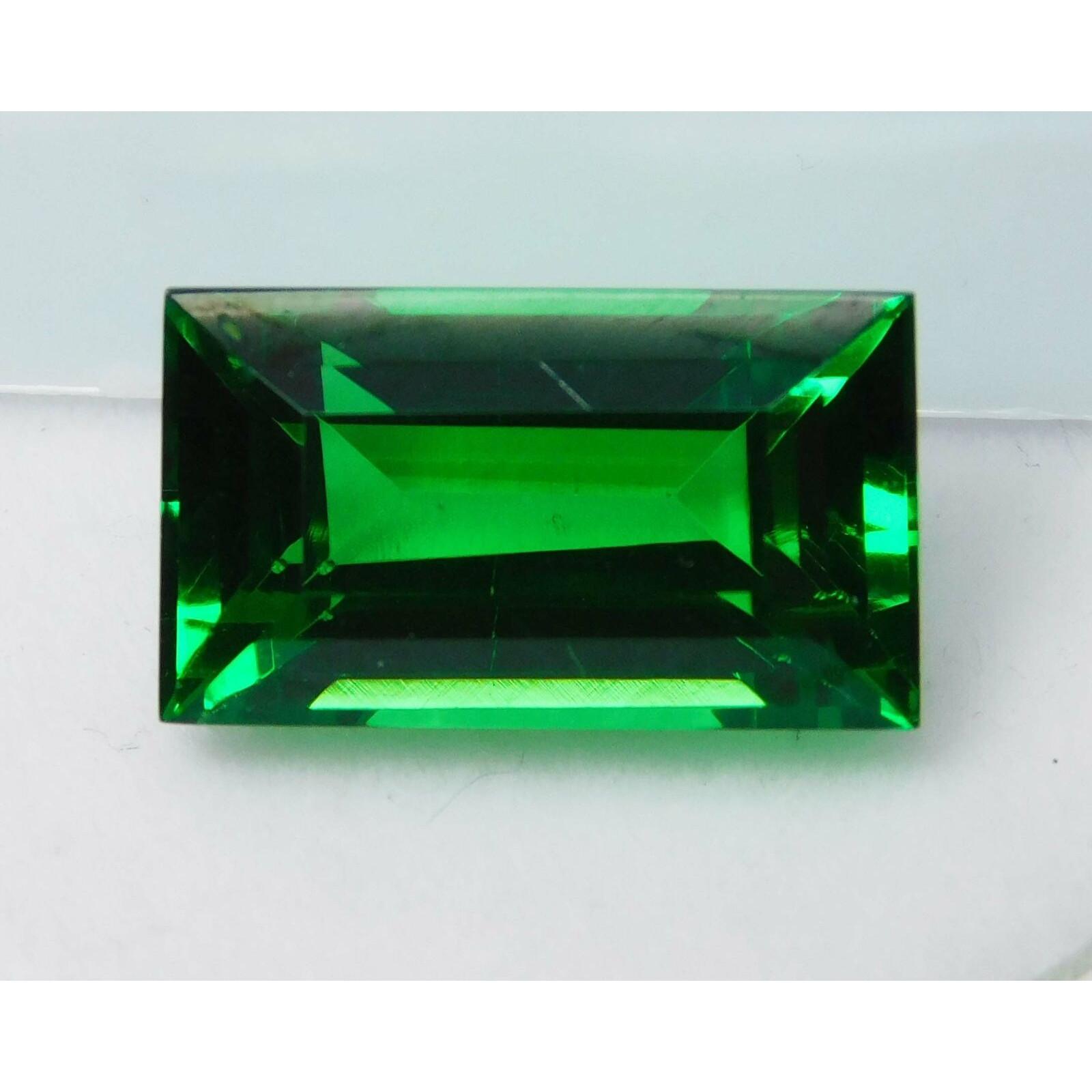 Розмір кільця 10.10 Карат НАТУРАЛЬНИЙ Зелений Турмалін Смарагдовий Ограновування СЕРТИФІКОВАНИЙ Вільний Дорогоцінний Камінь H-813xz 14.5 mm зелений
Розмір кільця 10.10 Карат НАТУРАЛЬНИЙ Зелений Турмалін Смарагдовий Ограновування СЕРТИФІКОВАНИЙ Вільний Дорогоцінний Камінь H-813xz 14.5 mm зелений