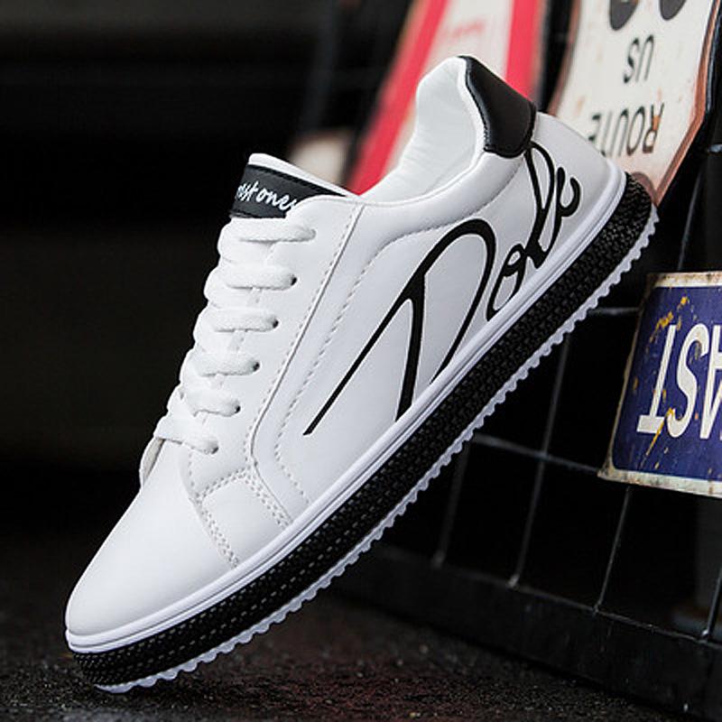 Бело-черные кроссовки, мужская кожаная обувь, массажная одежда, устойчивые мужские кроссовки, обувь для отдыха, модная обувь 2022 года
Бело-черные кроссовки, мужская кожаная обувь, массажная одежда, устойчивые мужские кроссовки, обувь для отдыха, модная обувь 2022 года