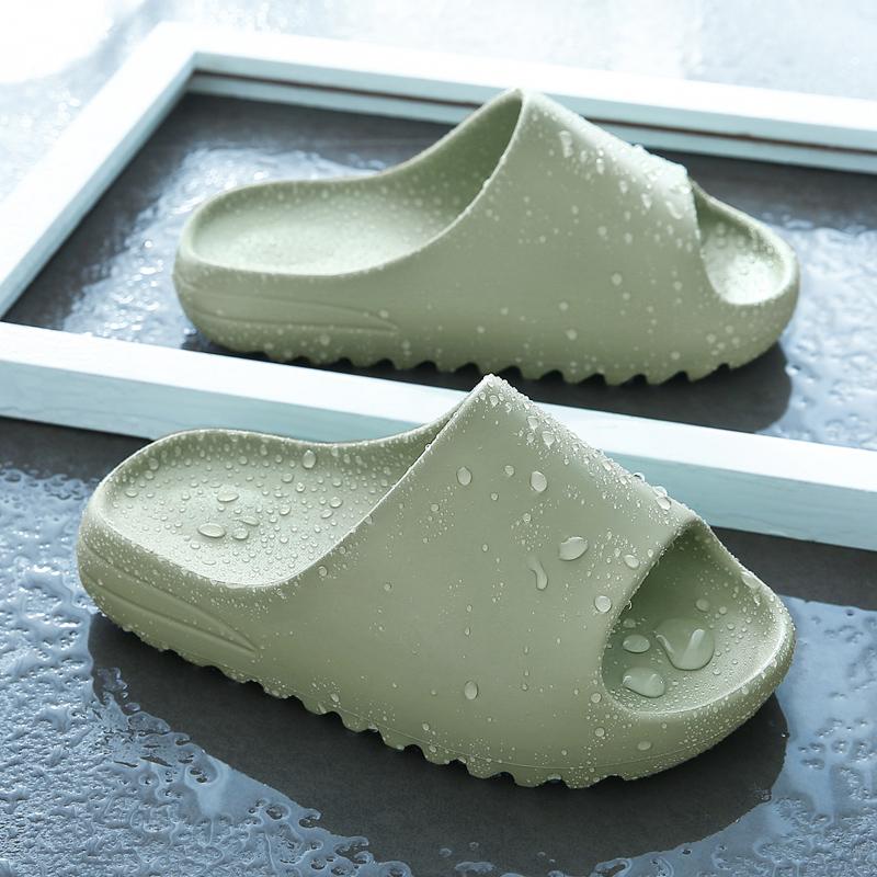 Summer Kid Slippers Sandals Boy Girls EVA Platform Soft Bottom Girls Kids Trend Slides Beach Shoes For Toddlers Children 37-38 зелений
Summer Kid Slippers Sandals Boy Girls EVA Platform Soft Bottom Girls Kids Trend Slides Beach Shoes For Toddlers Children 37-38 зелений