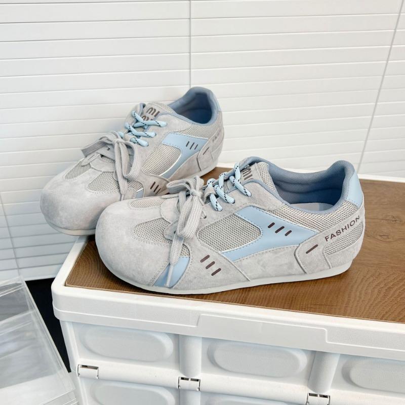 Leather women s spring new niche flat bottom inner height increase versatile casual sports shoes 39 серо голубой
Leather women s spring new niche flat bottom inner height increase versatile casual sports shoes 39 серо голубой