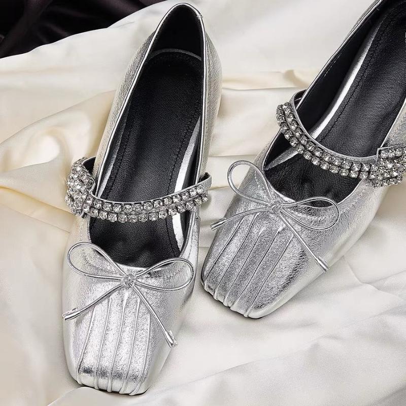 Мода 2025 Новая Мода Квадратный Носок Осенняя Обувь Милые Средние Каблуки Мелкие Свидания Мэри Джейн Бренд Кристалл Роскошь Женские Туфли-Лодочки 40 серебряный
Мода 2025 Новая Мода Квадратный Носок Осенняя Обувь Милые Средние Каблуки Мелкие Свидания Мэри Джейн Бренд Кристалл Роскошь Женские Туфли-Лодочки 40 серебряный
