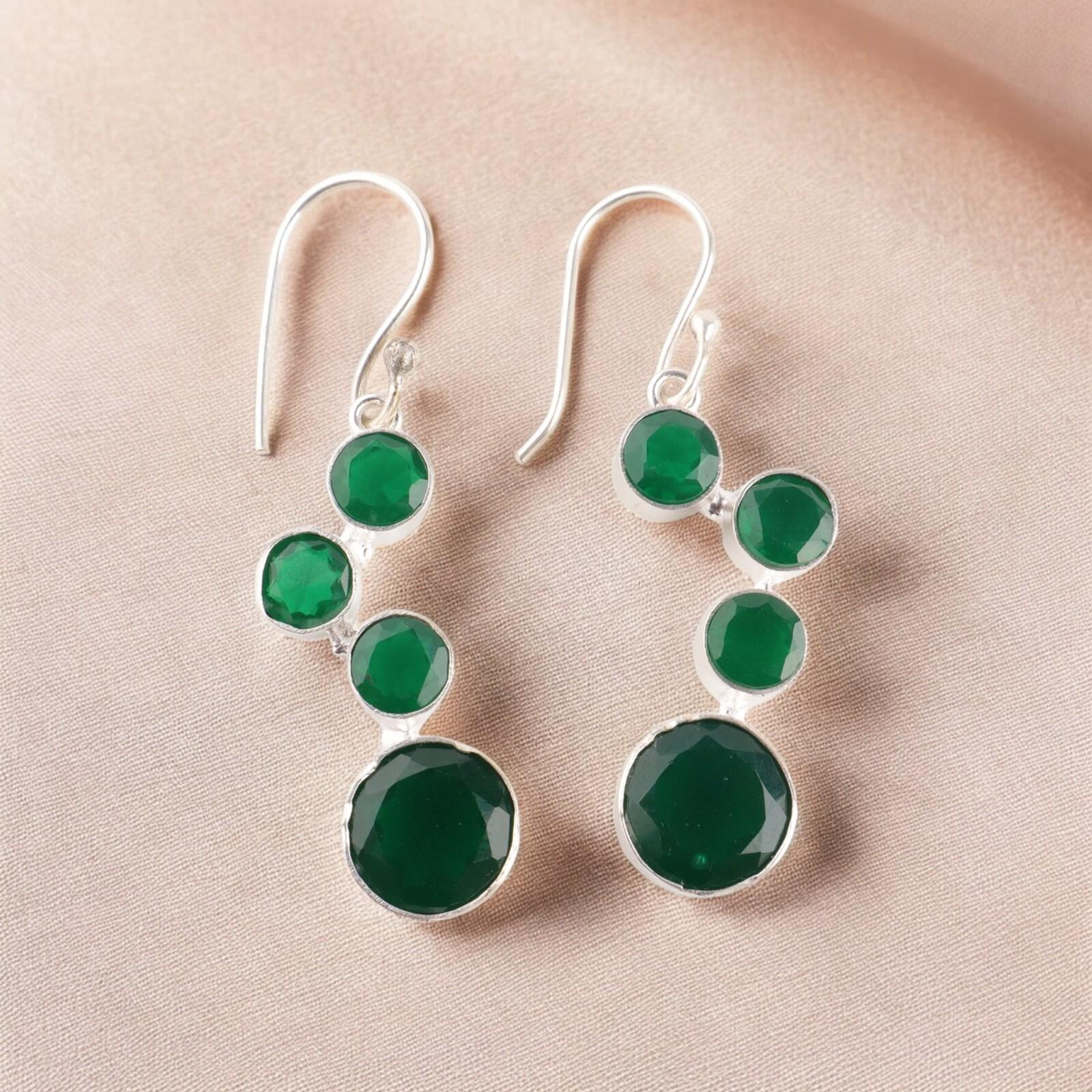 Green Onyx Drop/Dangle Earrings 925 Stamped Silver Handmade Gemstone Jewelry EE-161-14
Green Onyx Drop/Dangle Earrings 925 Stamped Silver Handmade Gemstone Jewelry EE-161-14