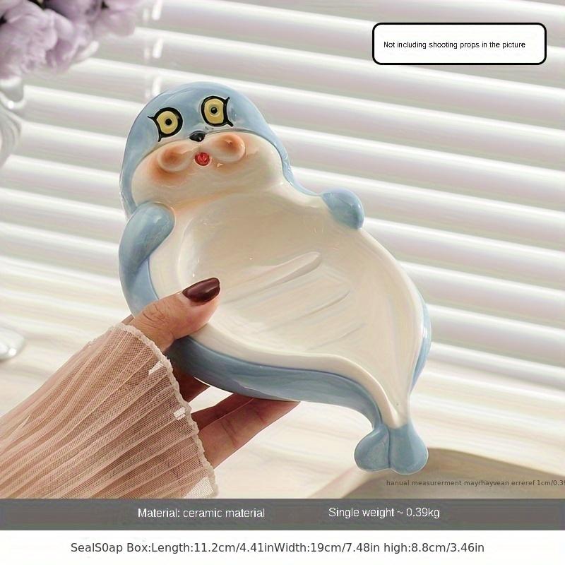 1pc Cartoon Seal Soap Box Ceramic Soap Holder with Drain, Cute Rectangular Design for Bathroom or Toilet Counter, Creative Shelving for Household Use
1pc Cartoon Seal Soap Box Ceramic Soap Holder with Drain, Cute Rectangular Design for Bathroom or Toilet Counter, Creative Shelving for Household Use