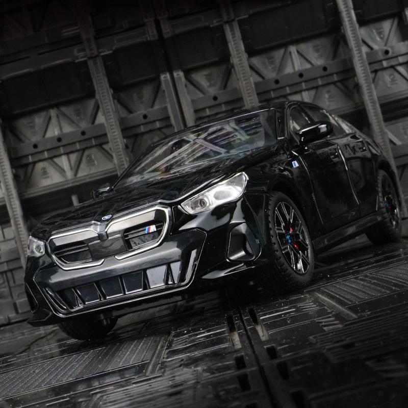 Newao XA2417 Simulation i5 M60 Alloy Coupe Toy Car with Sound, Light, and Shock Absorption - Large Model for Children. фиолетовый
Newao XA2417 Simulation i5 M60 Alloy Coupe Toy Car with Sound, Light, and Shock Absorption - Large Model for Children. фиолетовый