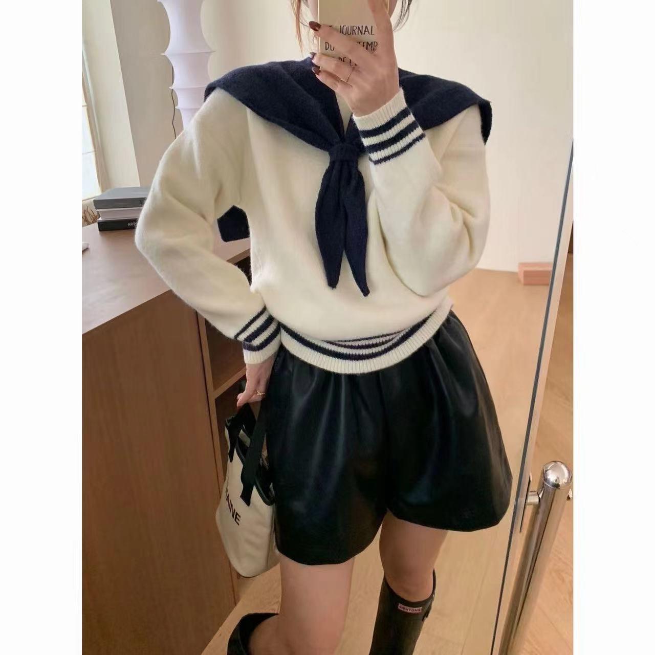 College Gentle Navy Sweater New Age-reducing Loose Autumn and Winter Long-sleeved Sweet Lazy Sweater Top Japanese Style One Size
College Gentle Navy Sweater New Age-reducing Loose Autumn and Winter Long-sleeved Sweet Lazy Sweater Top Japanese Style One Size