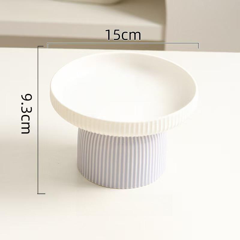 Elevated Ceramic Cat Bowl Non-Slip Pet Food DishHeavy Base for Flat-Face Cats/Dogs, Neck Protection, Anti-Spill, Easy Clean pets
Elevated Ceramic Cat Bowl Non-Slip Pet Food DishHeavy Base for Flat-Face Cats/Dogs, Neck Protection, Anti-Spill, Easy Clean pets