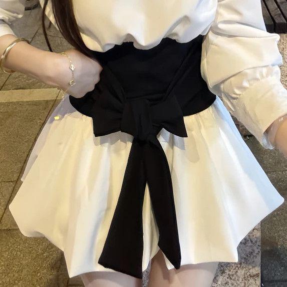 2026 Fall French Off-the-Shoulder Tie-Waist Top & Ruffle Mini Skirt Set S 80-95 kg
2026 Fall French Off-the-Shoulder Tie-Waist Top & Ruffle Mini Skirt Set S 80-95 kg