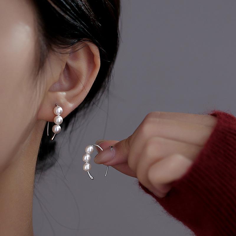 Silver hook pearl earrings temperament sterling silver ear hook simple earrings women s niche design real gold electroplating hanging
Silver hook pearl earrings temperament sterling silver ear hook simple earrings women s niche design real gold electroplating hanging