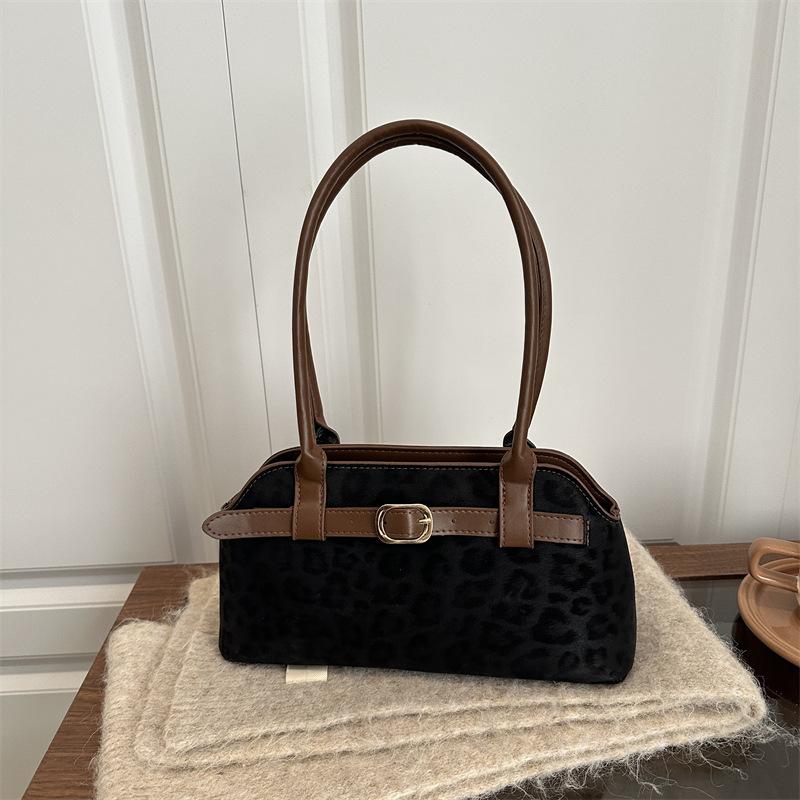 Fashi Simple Top Handle Bag Comfortable and Versatile Texture Shoulder Bag Women Solid Color Retro Korean Style Commuter Bag чёрный
Fashi Simple Top Handle Bag Comfortable and Versatile Texture Shoulder Bag Women Solid Color Retro Korean Style Commuter Bag чёрный