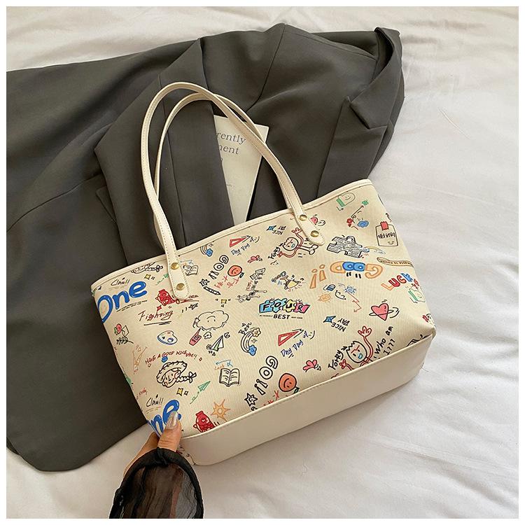 Small fresh printed portable tote bag women s 2025 summer new simple and beautiful large-capacity commuter shoulder bag белый
Small fresh printed portable tote bag women s 2025 summer new simple and beautiful large-capacity commuter shoulder bag белый