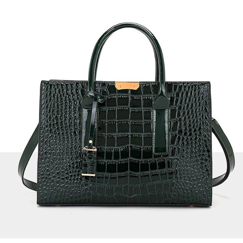 Luxury Crocodile Pattern Shoulder Crossbody Bag Women Large Capacity Handbag Tote Bag Fashionable Versatile Handbag for Work
Luxury Crocodile Pattern Shoulder Crossbody Bag Women Large Capacity Handbag Tote Bag Fashionable Versatile Handbag for Work