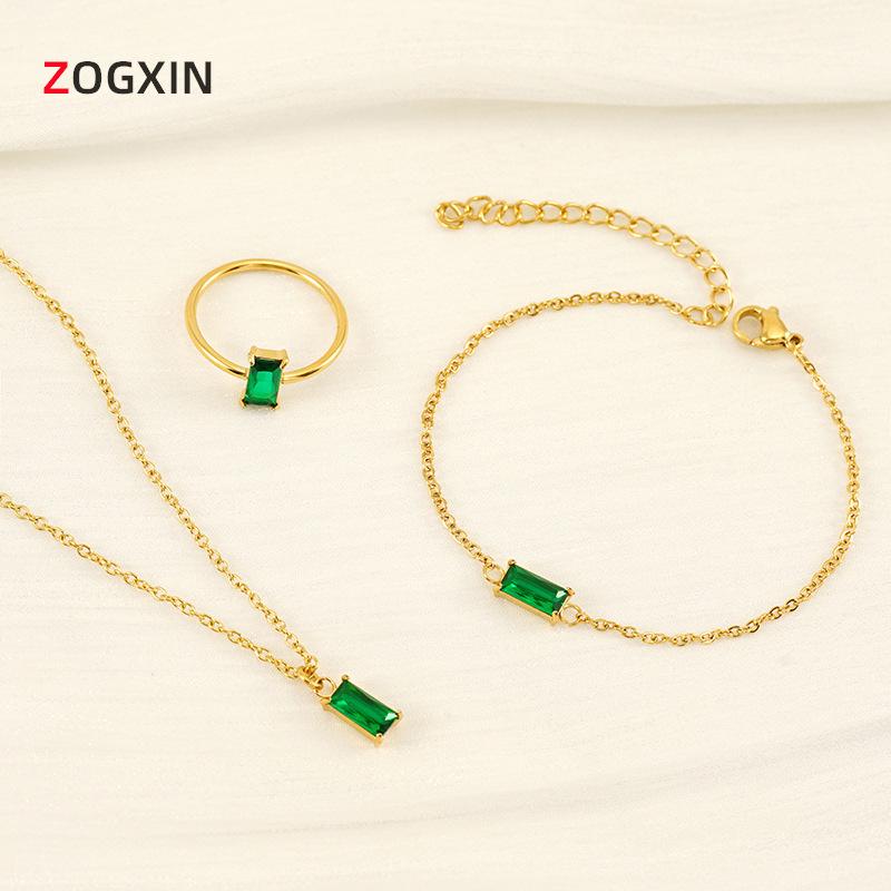 High-End Emerald Titanium Steel Necklace Set: Women s Three-Piece European & American Fashion with Earrings & Bracelet
High-End Emerald Titanium Steel Necklace Set: Women s Three-Piece European & American Fashion with Earrings & Bracelet