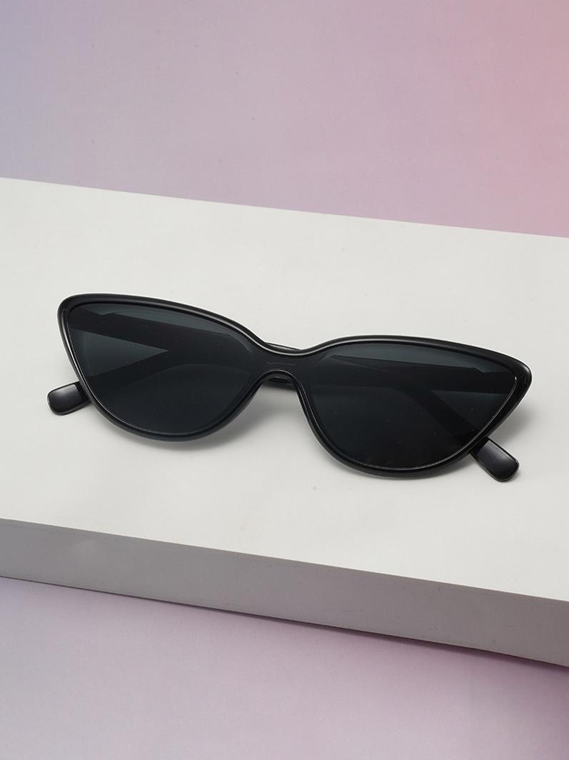 Y2K Cat Eye Kids Sunglasses Pastel Gradient Lenses Flexible Frame Cute Shades for Toddlers, Ideal for Beach & Vacation KJ072
Y2K Cat Eye Kids Sunglasses Pastel Gradient Lenses Flexible Frame Cute Shades for Toddlers, Ideal for Beach & Vacation KJ072