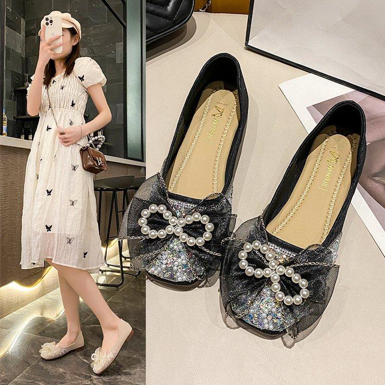 Pearl single shoes square head single shoes women s soft sole 2024 new rhinestone bow flat wedding shoes shallow mouth soft sole Doudou 35
Pearl single shoes square head single shoes women s soft sole 2024 new rhinestone bow flat wedding shoes shallow mouth soft sole Doudou 35