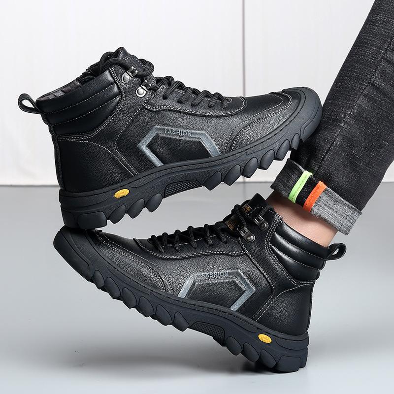 Men s cotton shoes genuine leather wool velvet thickened high-top casual cotton leather shoes non-slip warm men s shoes winter snow boots 38
Men s cotton shoes genuine leather wool velvet thickened high-top casual cotton leather shoes non-slip warm men s shoes winter snow boots 38