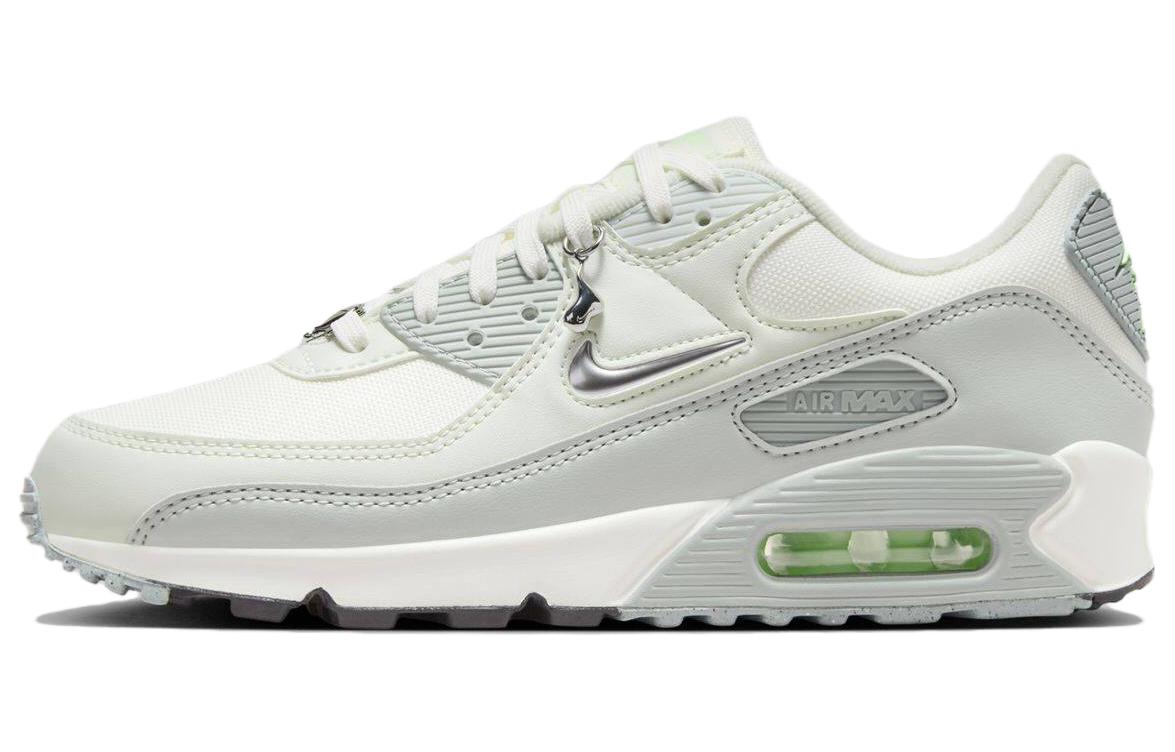 Nike Air Max 90 Se Molten Metal Women s FN6948-100 41
Nike Air Max 90 Se Molten Metal Women s FN6948-100 41