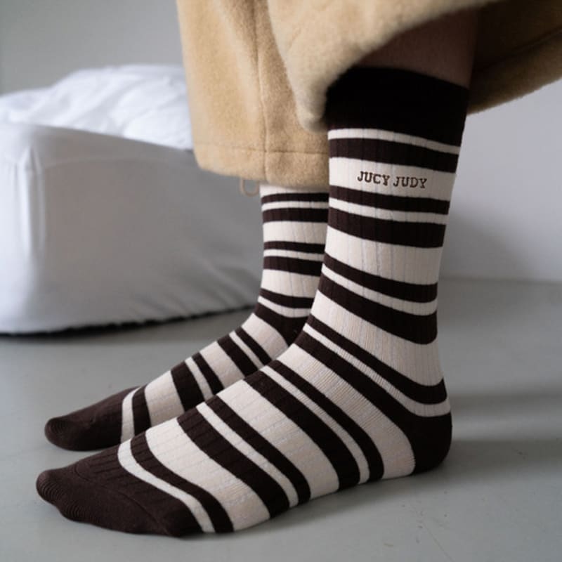 Jucy Judy Striped Socks JZSC000J NA_000
Jucy Judy Striped Socks JZSC000J NA_000