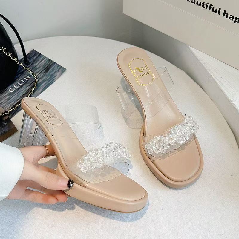 Xiaoxiangfeng thick heel rhinestone transparent cool slippers fairy style temperament high heel slippers women s outer wear 2025 autumn new models 35
Xiaoxiangfeng thick heel rhinestone transparent cool slippers fairy style temperament high heel slippers women s outer wear 2025 autumn new models 35