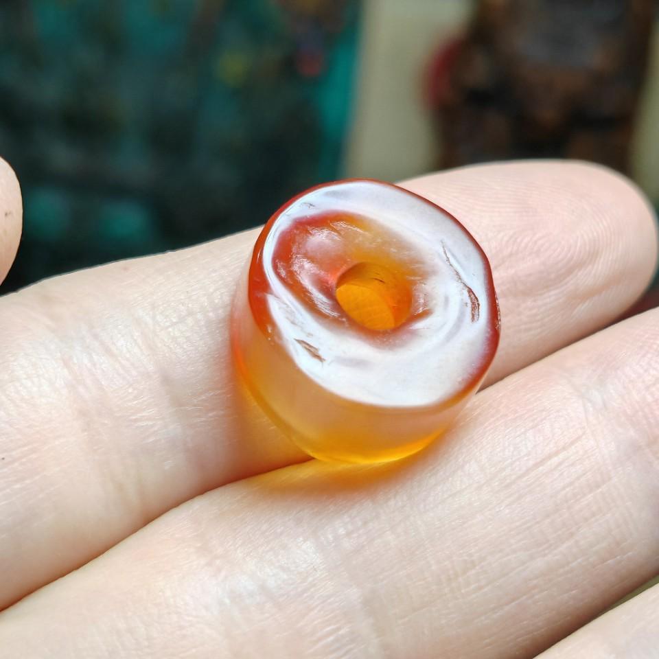 Handmade Natural Agate Beads: Ancient-style DIY Loose Beads from West Asia 13, 14, 15 mm Diameter
Handmade Natural Agate Beads: Ancient-style DIY Loose Beads from West Asia 13, 14, 15 mm Diameter
