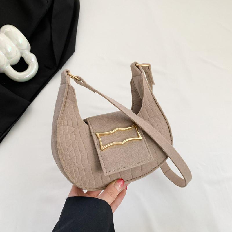 Stylish Minimalist Crescent Bag For Women Trendy Fall Fashion Handbag In Black Brown Green хакі
Stylish Minimalist Crescent Bag For Women Trendy Fall Fashion Handbag In Black Brown Green хакі
