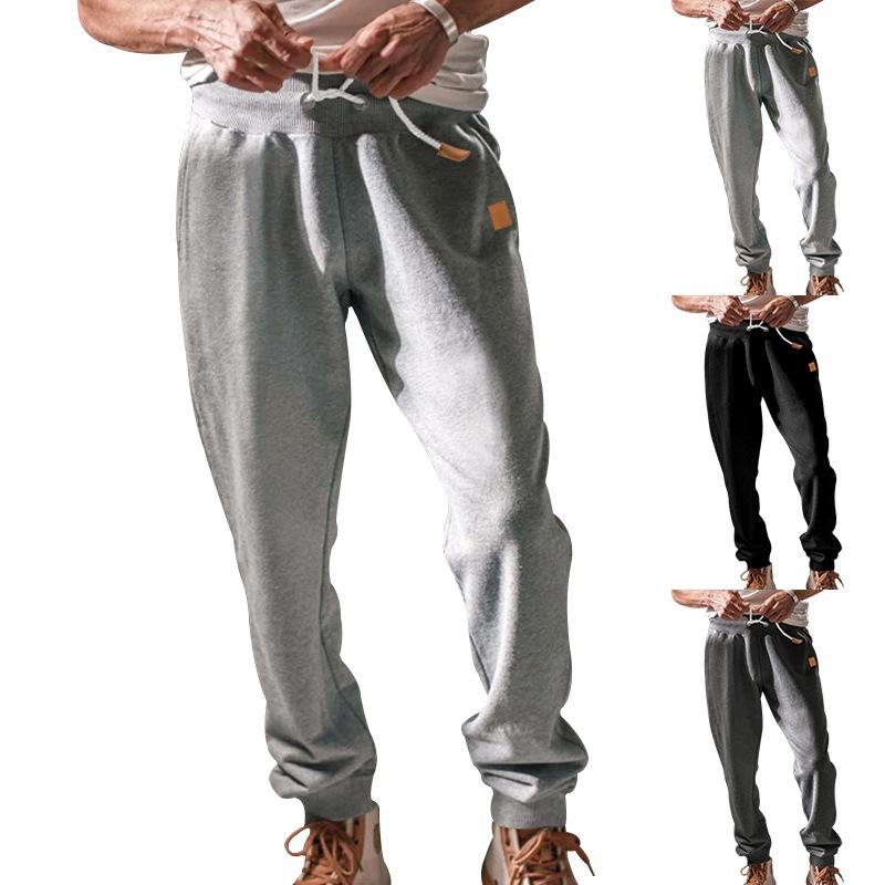 New European and American men s spring and autumn casual sports trousers men s loose tether solid color small foot trendy sweatpants spot S чорний
New European and American men s spring and autumn casual sports trousers men s loose tether solid color small foot trendy sweatpants spot S чорний