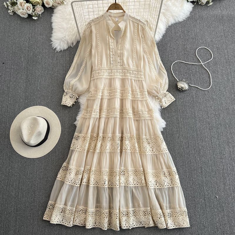 French Vintage Court Style Temperament Long Sleeve V-neck Waist-Controlled Slimming Lace Patchwork Mesh Dress Fairy Skirt Apricot XL
French Vintage Court Style Temperament Long Sleeve V-neck Waist-Controlled Slimming Lace Patchwork Mesh Dress Fairy Skirt Apricot XL