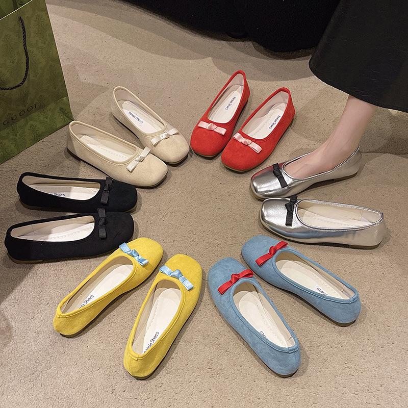 Bow Gentle Evening 2025 Summer New Versatile Flat Shoes Round Head Ballet Shoes 35 червоний
Bow Gentle Evening 2025 Summer New Versatile Flat Shoes Round Head Ballet Shoes 35 червоний