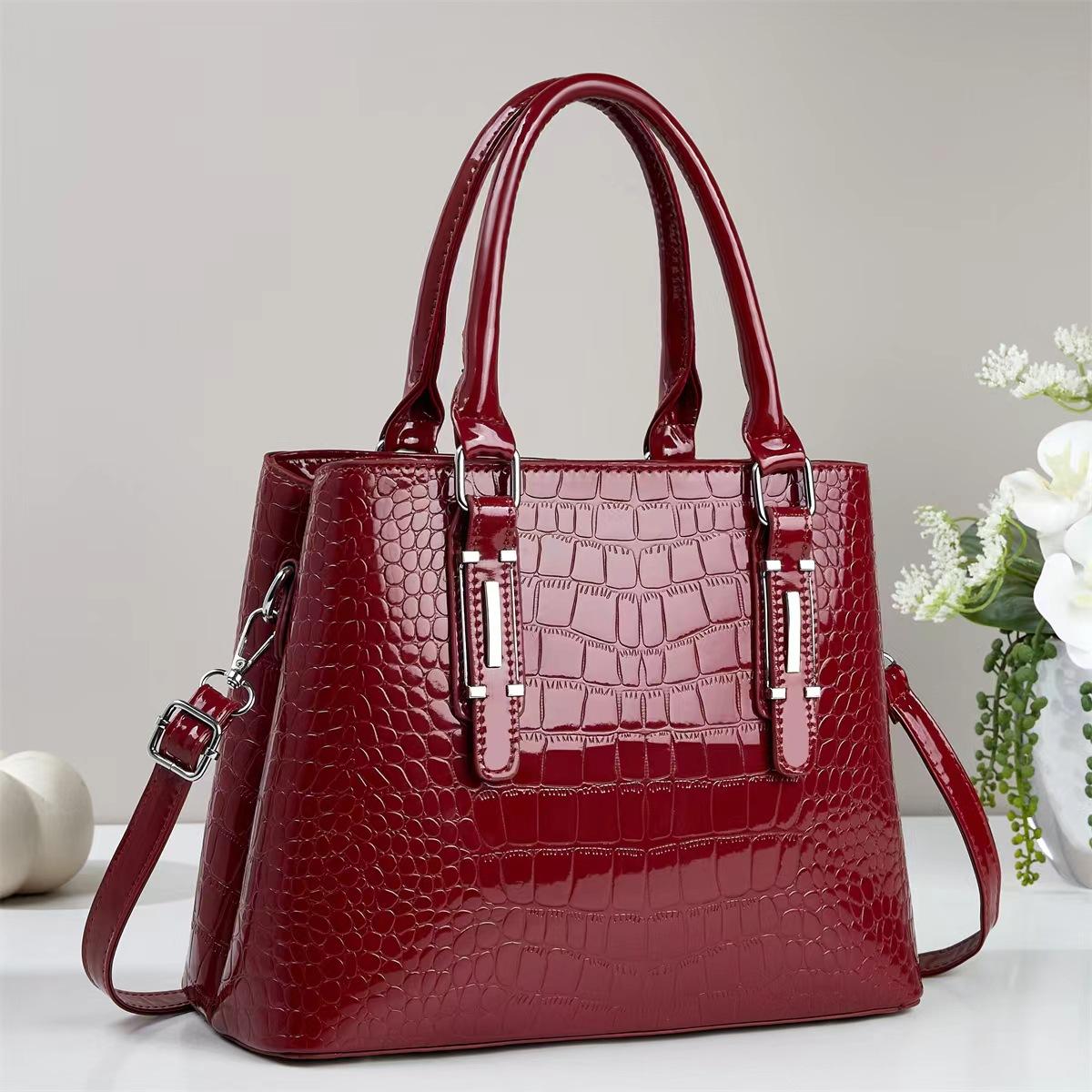 Elegant High-End Shiny Leather Handbag Large Capacity Crossbody Bag for Middle-Aged Women Fashionable Shoulder Tote Bag 30x12.5x23cm
Elegant High-End Shiny Leather Handbag Large Capacity Crossbody Bag for Middle-Aged Women Fashionable Shoulder Tote Bag 30x12.5x23cm