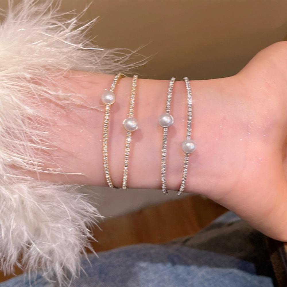 Bridal Jewelry Rhinestone Bracelet Double-layer Wrist Ornament Delicate Opening Bangles Girl золотий
Bridal Jewelry Rhinestone Bracelet Double-layer Wrist Ornament Delicate Opening Bangles Girl золотий