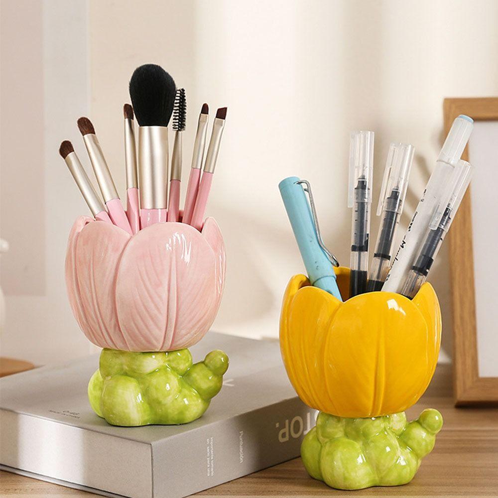 Tulip Flower Makeup Brush Storage Bucket Large Capacity Flower Pencil Organizer Desktop Ornament
Tulip Flower Makeup Brush Storage Bucket Large Capacity Flower Pencil Organizer Desktop Ornament