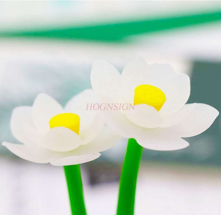 3pcs Creative color-changing pen soft glue lotus color-changing modeling gel pen plant flower color-changing pen under the sun чорний
3pcs Creative color-changing pen soft glue lotus color-changing modeling gel pen plant flower color-changing pen under the sun чорний
