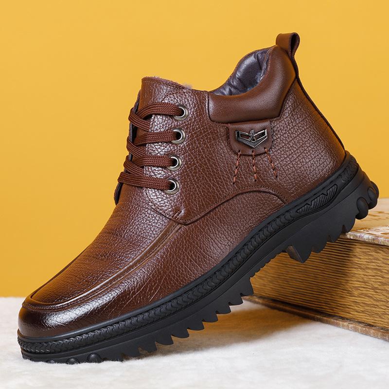 Winter first layer cowhide wool men s leather velvet thermal cotton shoes casual elderly dad leather shoes extra large size 46 41
Winter first layer cowhide wool men s leather velvet thermal cotton shoes casual elderly dad leather shoes extra large size 46 41