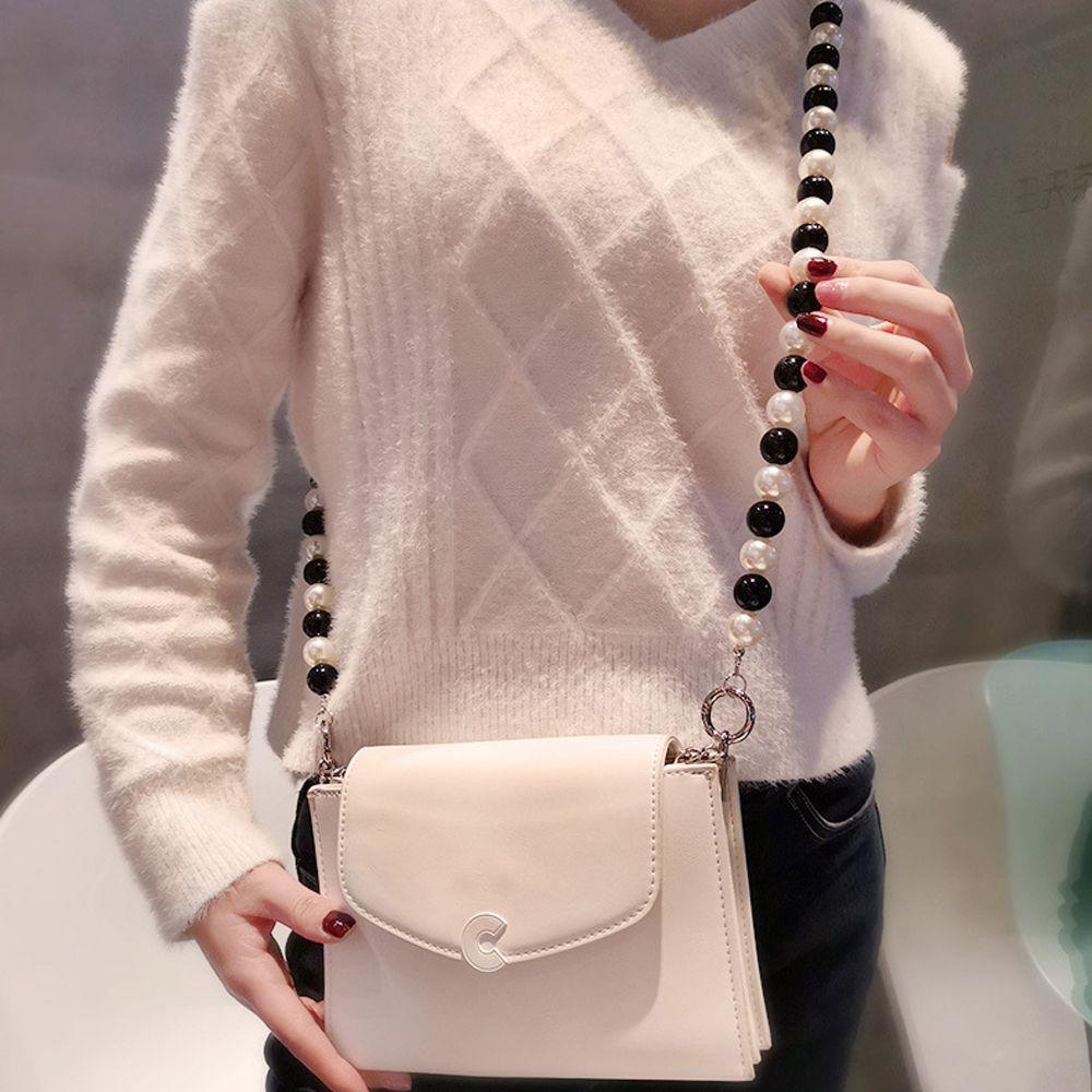 Accessories Crossbody Hanging Chain Cell Phone Lanyard Mobile Phone Strap Mobile Phone Lanyard black and white
Accessories Crossbody Hanging Chain Cell Phone Lanyard Mobile Phone Strap Mobile Phone Lanyard black and white