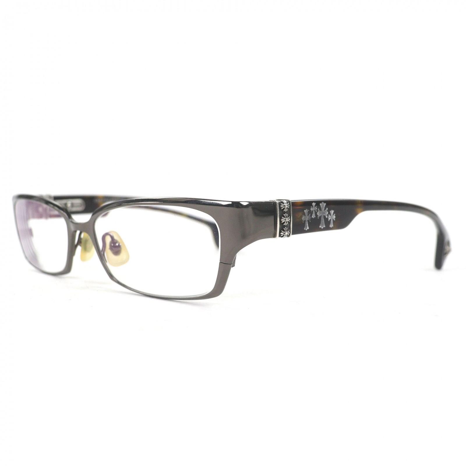 Great CHROME HEARTS Glasses DIXON YU-A CH cross Cancer metallic Used
Great CHROME HEARTS Glasses DIXON YU-A CH cross Cancer metallic Used