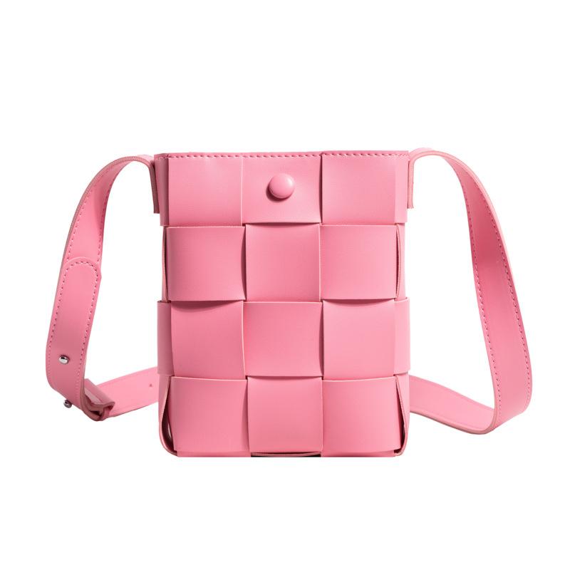 Новая милая универсальная сумка-мессенджер, повседневная наплечная сумка, однотонная плетеная сумка, мини-маленькая сумка, сумка для мобильного телефона розовый
Новая милая универсальная сумка-мессенджер, повседневная наплечная сумка, однотонная плетеная сумка, мини-маленькая сумка, сумка для мобильного телефона розовый