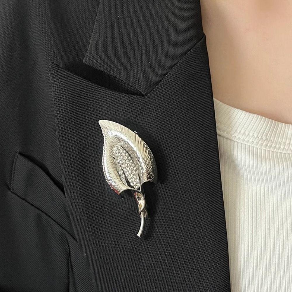 Zinc Zinc Alloy Metal Flower Brooches Jewelry Accessories Women Brooch Vintage Exaggerated Brooches Girls белый
Zinc Zinc Alloy Metal Flower Brooches Jewelry Accessories Women Brooch Vintage Exaggerated Brooches Girls белый