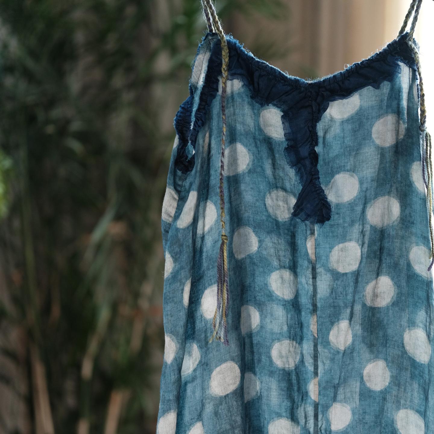 Johnature Vintage Distressed Printed Sleeveless Slip Dress One size fits all
Johnature Vintage Distressed Printed Sleeveless Slip Dress One size fits all