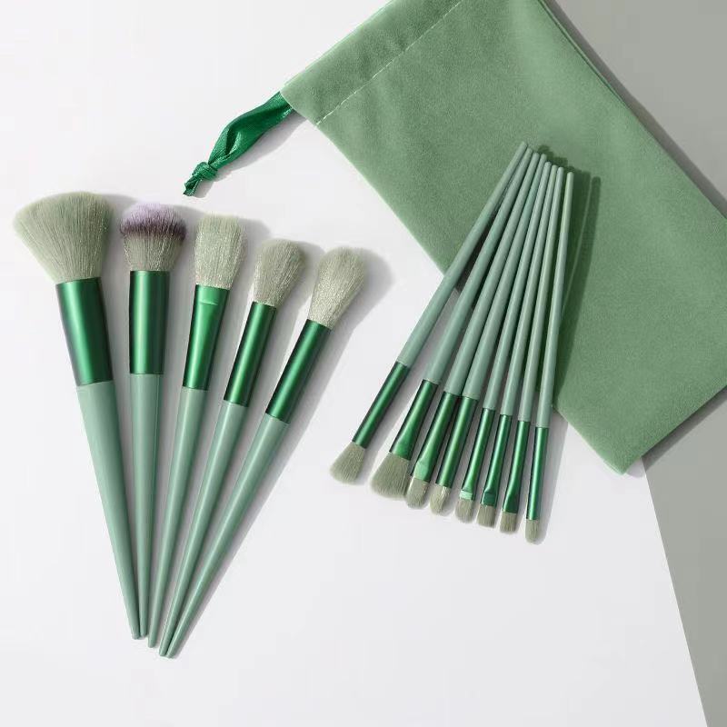 13-piece makeup brush set, a complete set of soft-bristled brushes, eyeshadow brushes and portable makeup brushes
13-piece makeup brush set, a complete set of soft-bristled brushes, eyeshadow brushes and portable makeup brushes