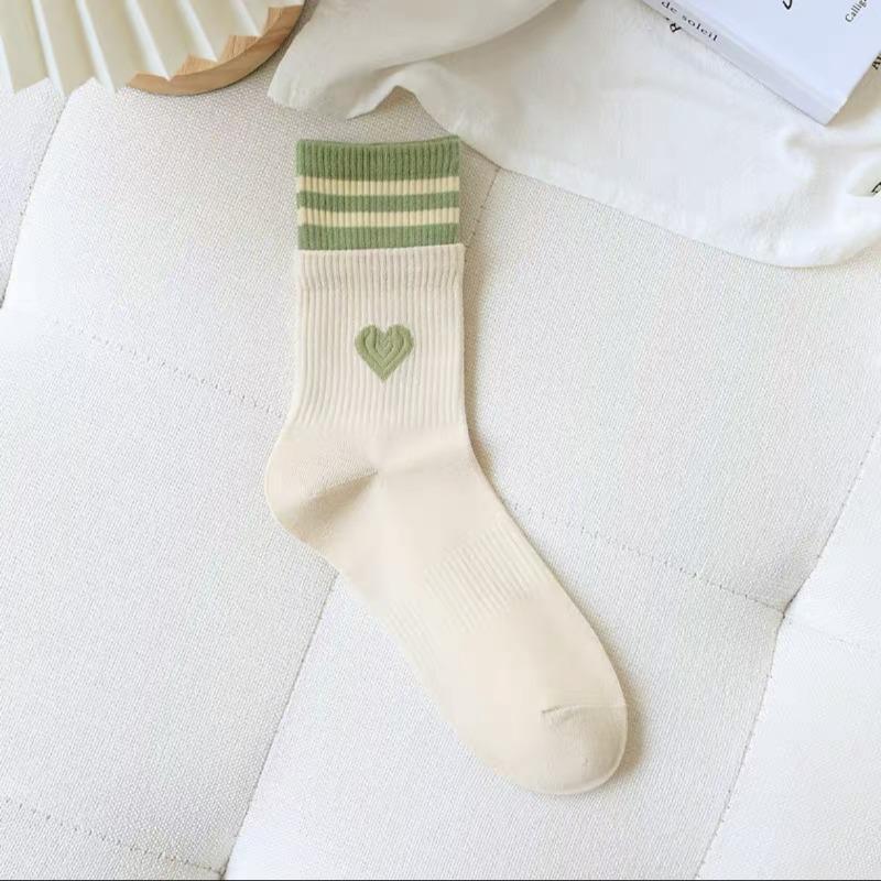 Double-layer Heart-shaped Socks for Women, Mid-calf Socks, Spring and Autumn Trendy Sweetheart Girl Series, Striped Corset Sports Socks for Women 1 pair
Double-layer Heart-shaped Socks for Women, Mid-calf Socks, Spring and Autumn Trendy Sweetheart Girl Series, Striped Corset Sports Socks for Women 1 pair