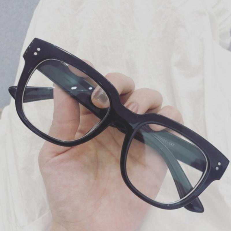 5 ШТ. Очки для защиты глаз от синего света, блокирующие прозрачные очки, оправа для очков, модные очки с прозрачными линзами для женщин/мужчин
5 ШТ. Очки для защиты глаз от синего света, блокирующие прозрачные очки, оправа для очков, модные очки с прозрачными линзами для женщин/мужчин