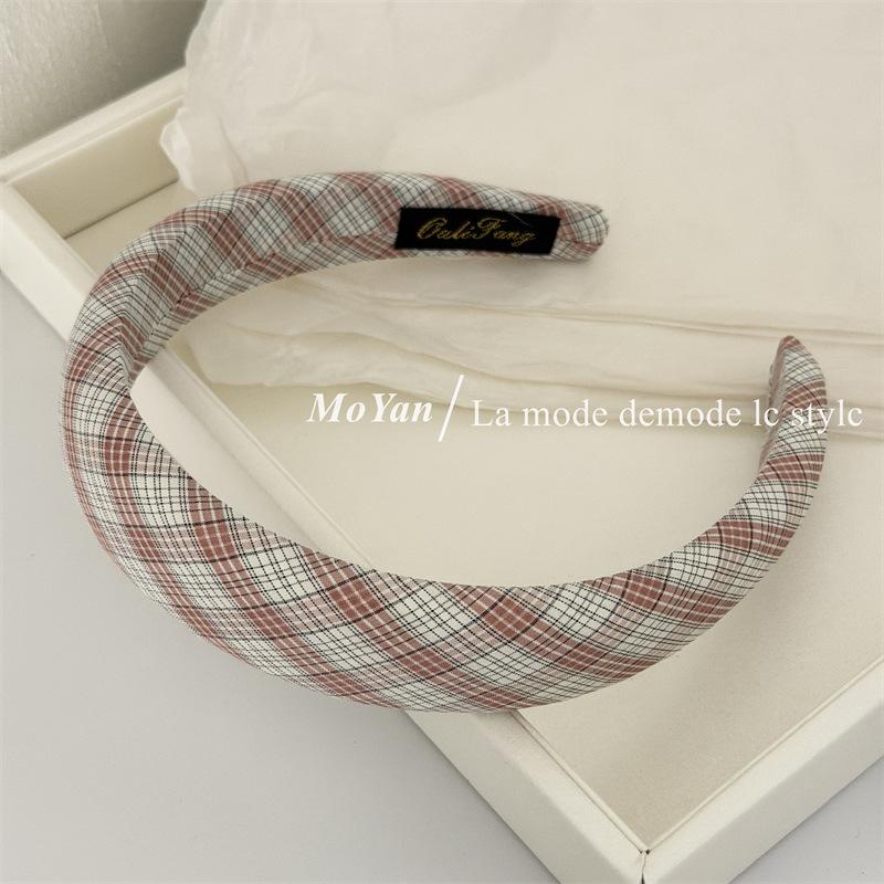 Early Spring Milk Color Hair Band Hair Clip Face Makeup High Crown-shaped Hair Pressing Headband Hair Accessory Large diamond pattern
Early Spring Milk Color Hair Band Hair Clip Face Makeup High Crown-shaped Hair Pressing Headband Hair Accessory Large diamond pattern